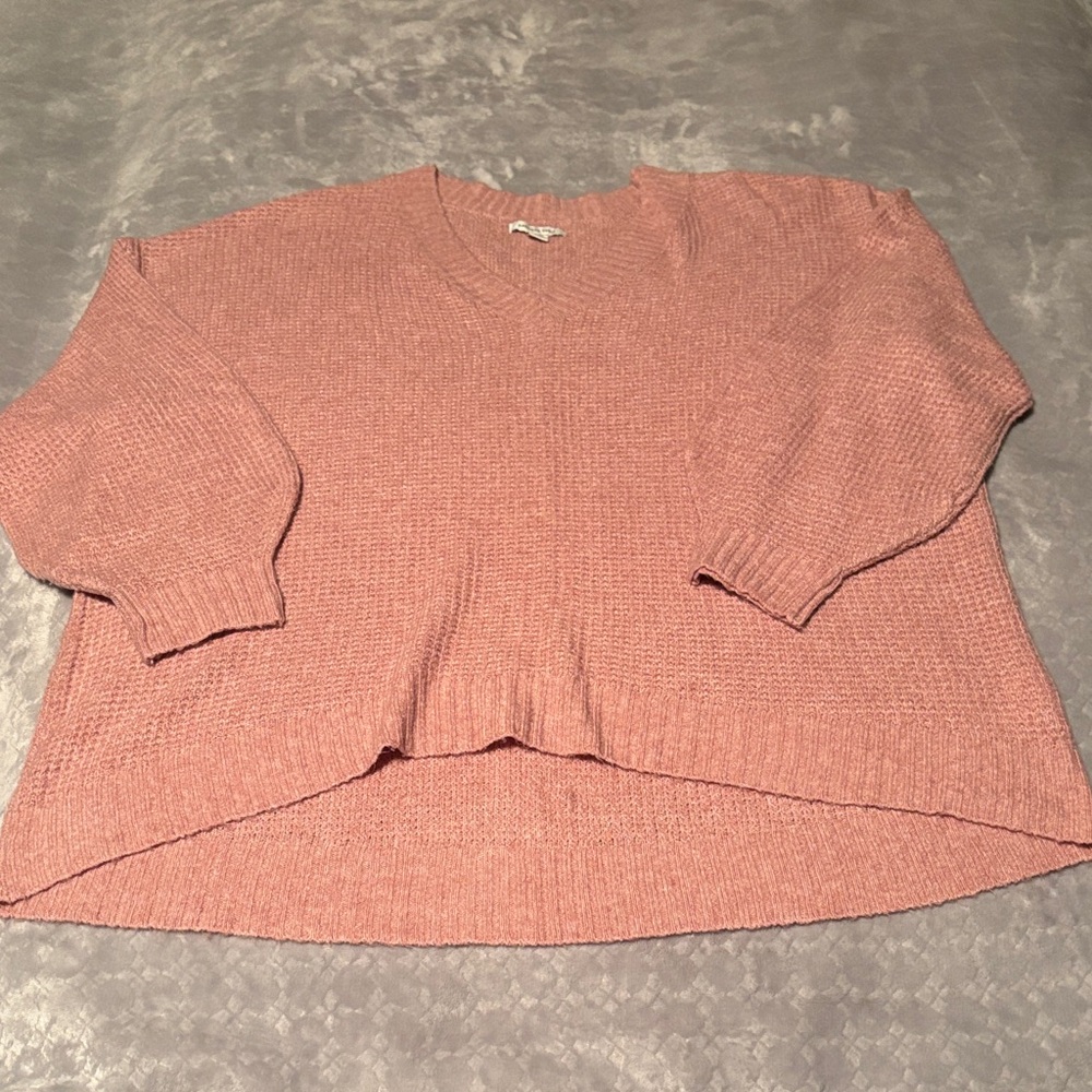 American Eagle Outfitters V-Neck Sweater in Soft Pink